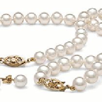 3-Piece White Freshwater Pearl Set 18-7 inch, 6-7 mm