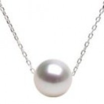 Freshadama Freshwater Pearl on Sterling Silver Chain