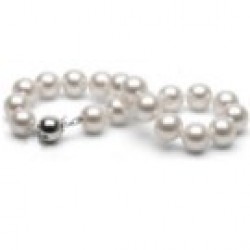7-inch White Freshadama Pearl Bracelet 8-9 mm
